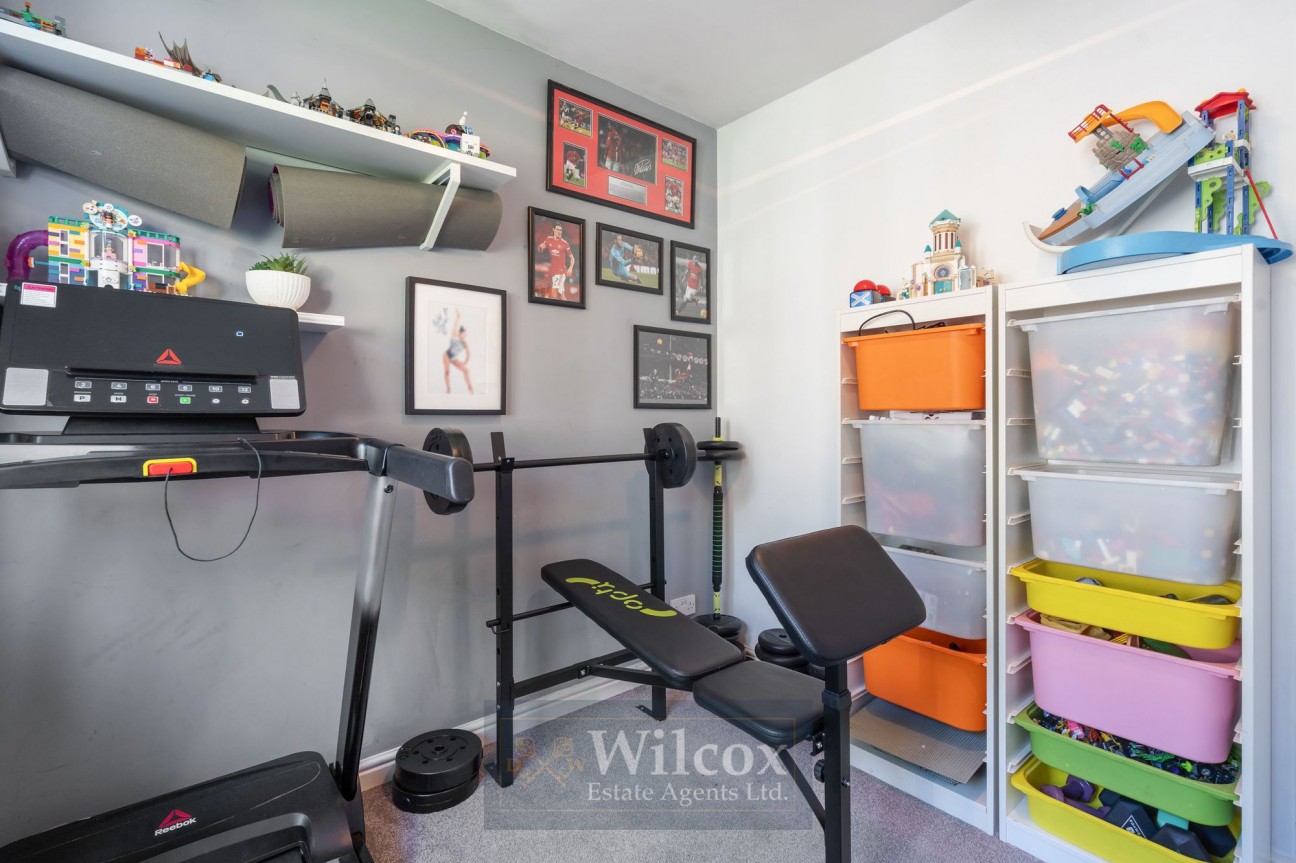 Alford Close, Bolton, BL2