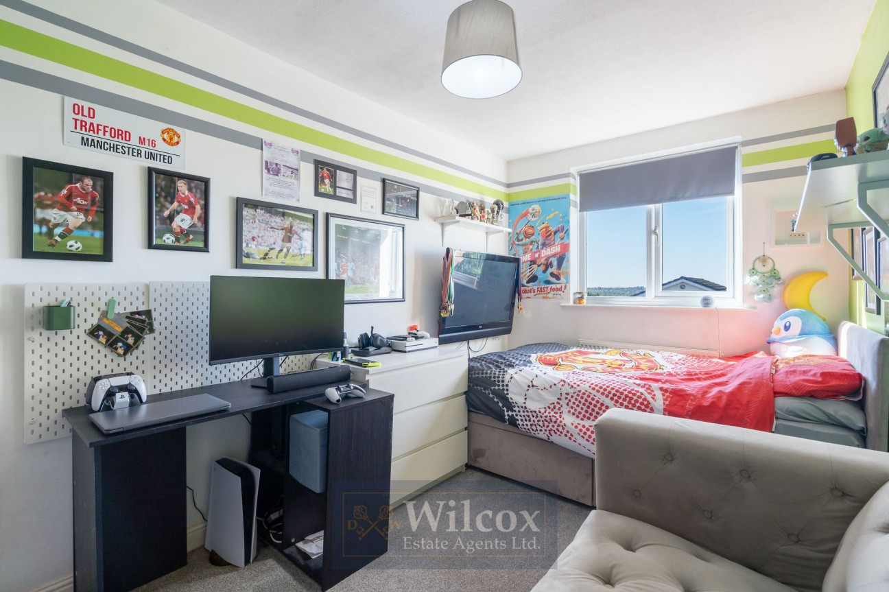 Alford Close, Bolton, BL2