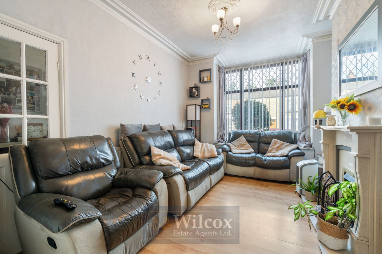 Tonge Moor Road, Bolton, BL2