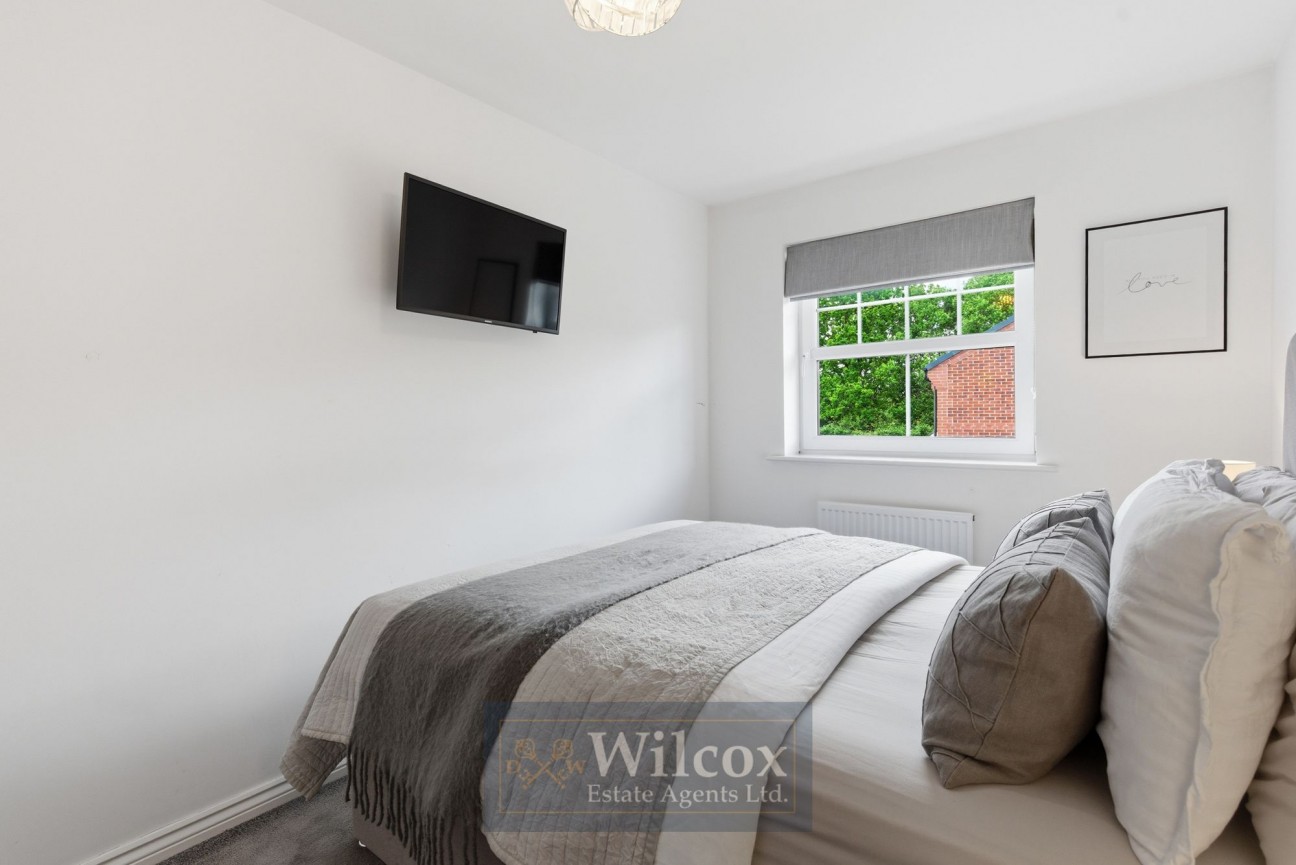 Kentfield Drive, Bolton, BL1
