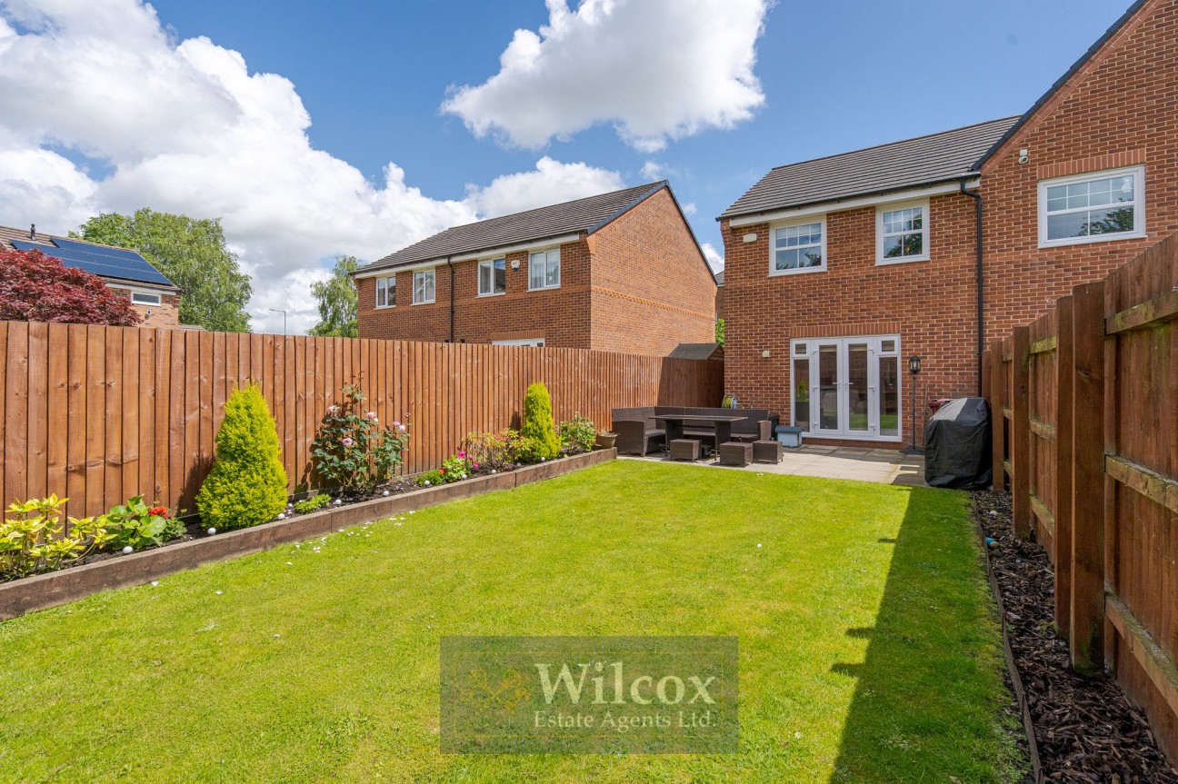 Kentfield Drive, Bolton, BL1