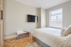 Tonge Park Avenue, Bolton, BL2