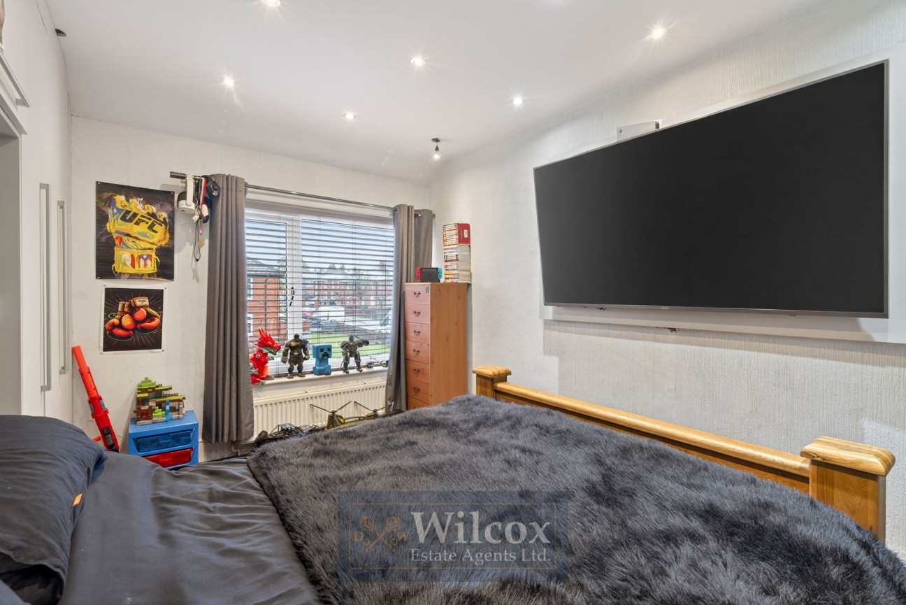 Platt Hill Avenue, Bolton, BL3