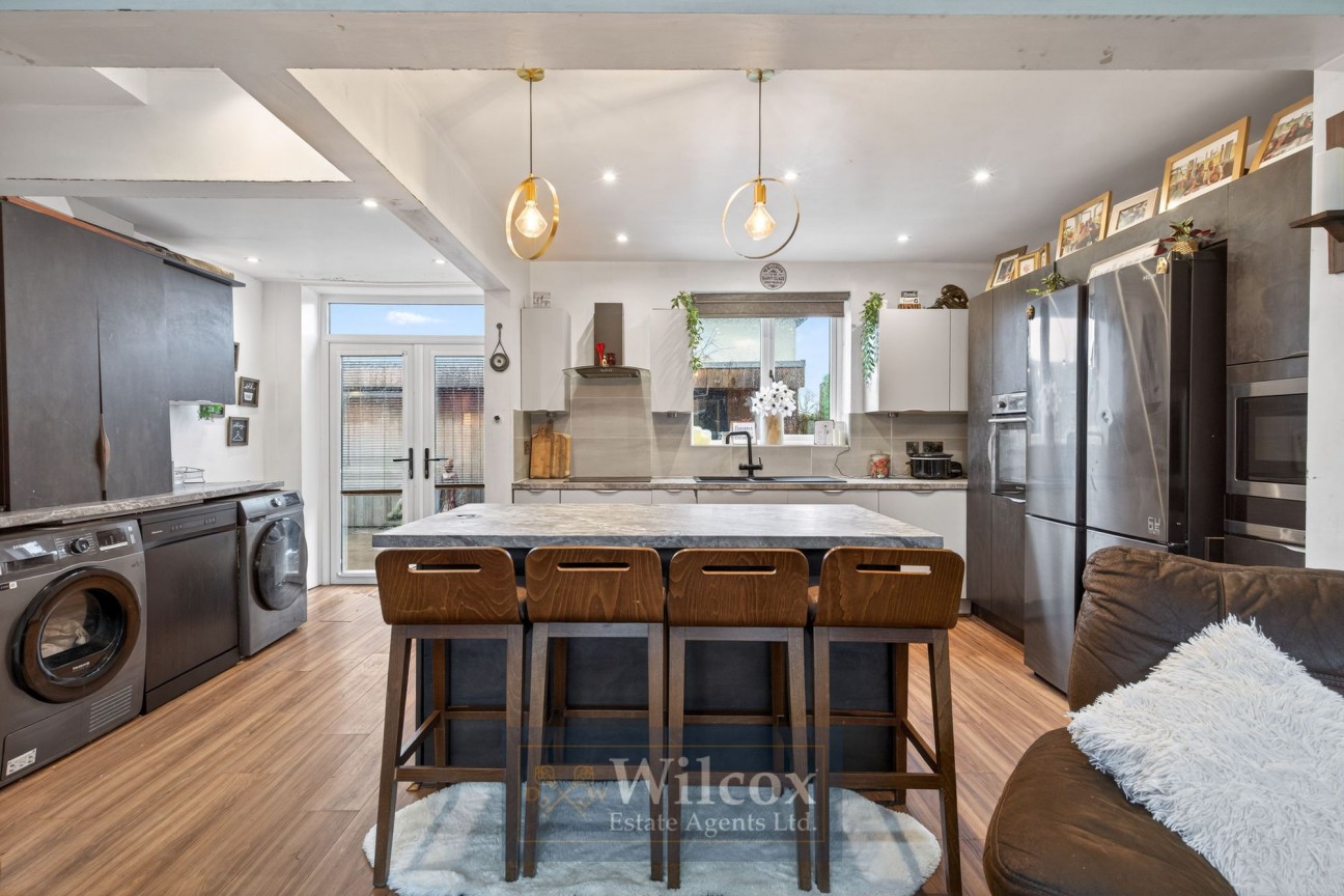 Platt Hill Avenue, Bolton, BL3