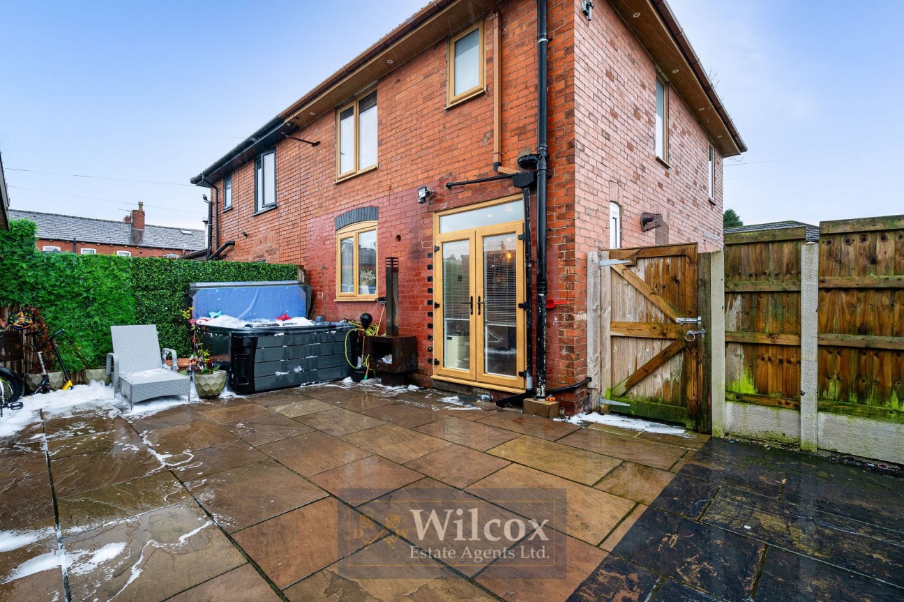 Platt Hill Avenue, Bolton, BL3