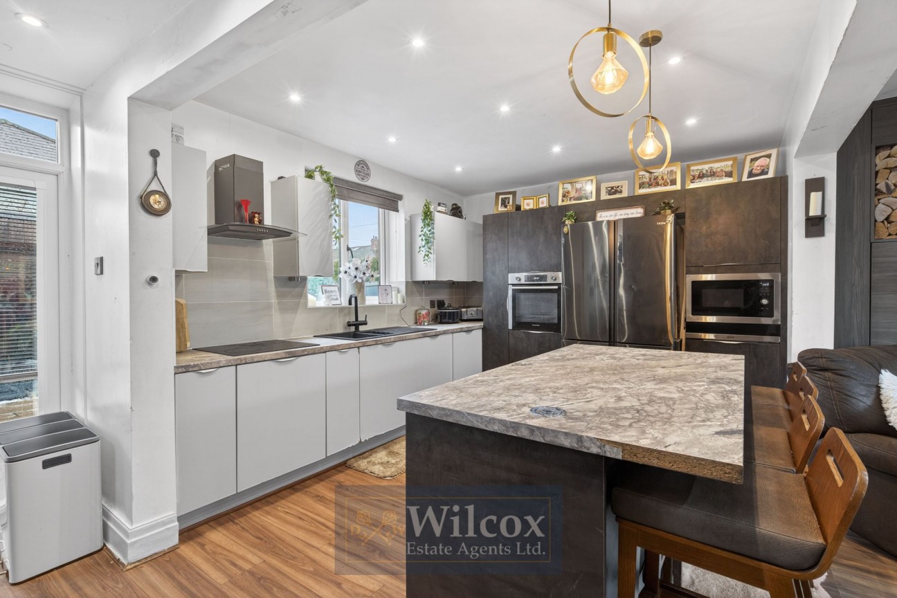 Platt Hill Avenue, Bolton, BL3