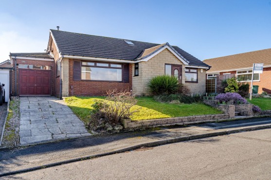 Glenmore Close, Bolton, BL3