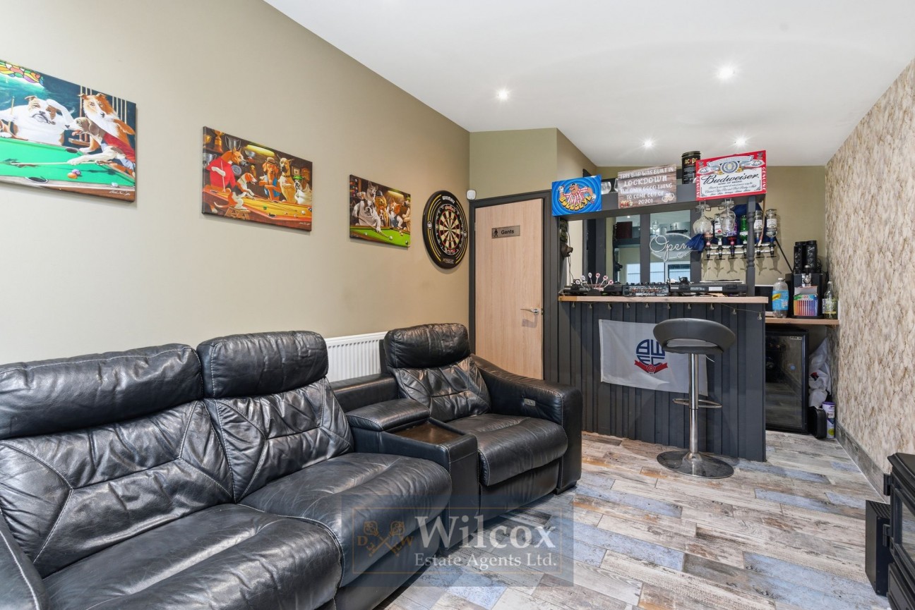 Roslin Gardens, Bolton, BL1