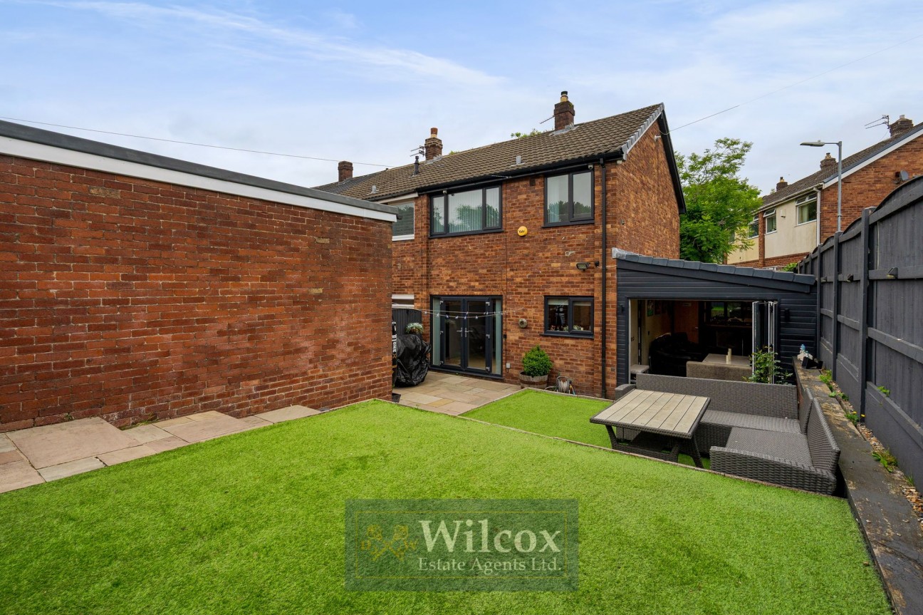 Roslin Gardens, Bolton, BL1