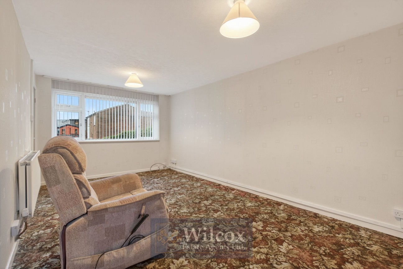 Dickinson Close, Bolton, BL1