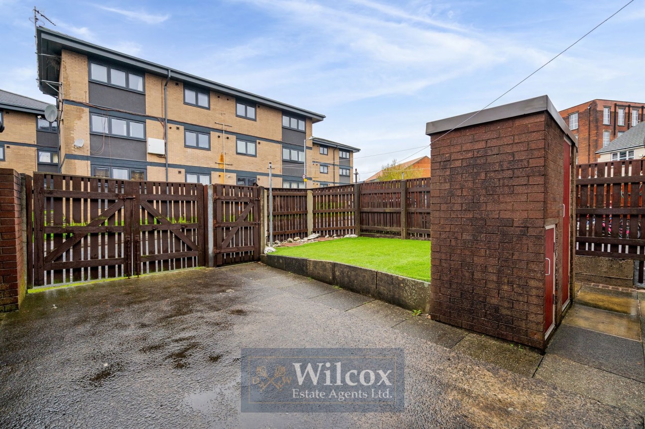 Dickinson Close, Bolton, BL1