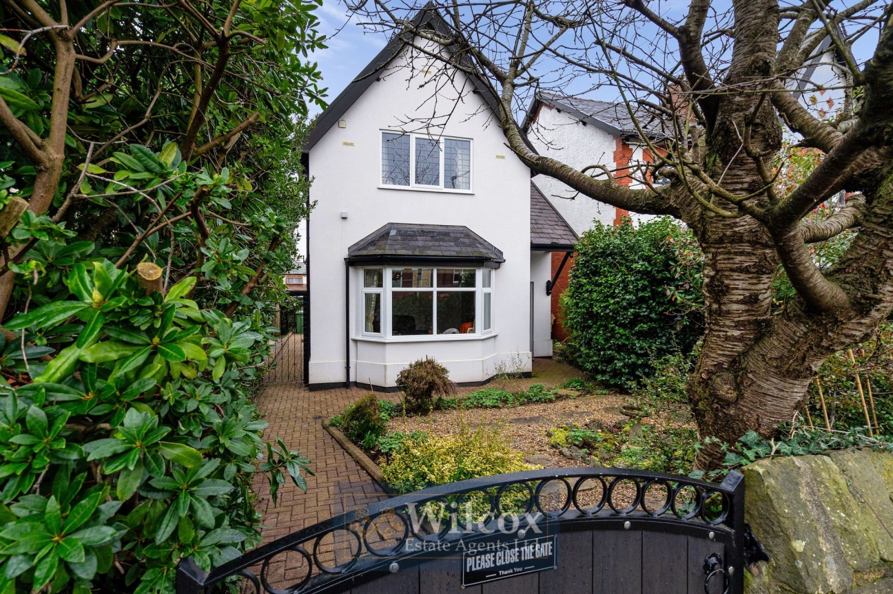 Chorley Old Road, Bolton, BL1