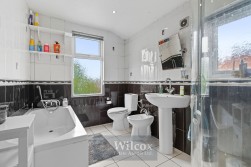 Ainsworth Lane, Bolton, BL2