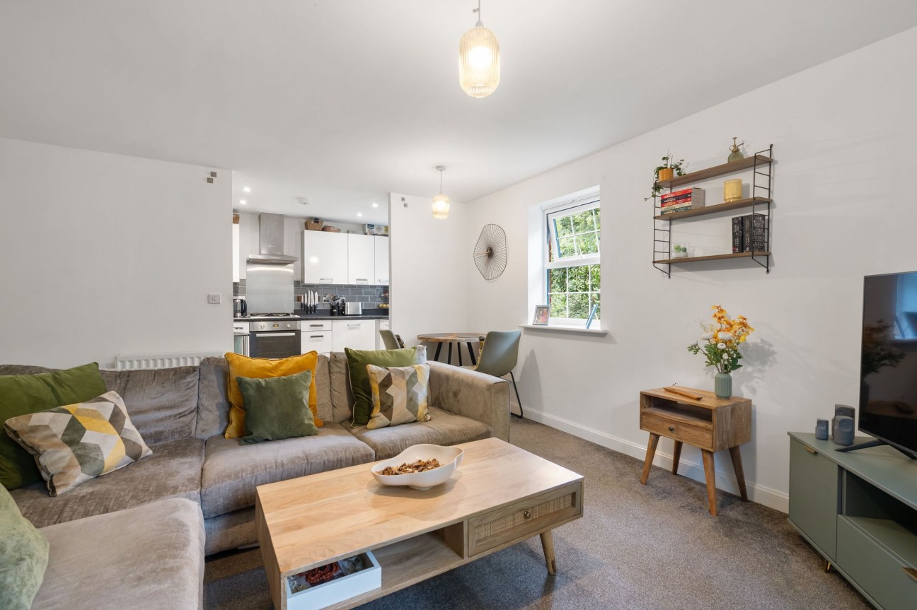 Temple Road, Bolton, BL1