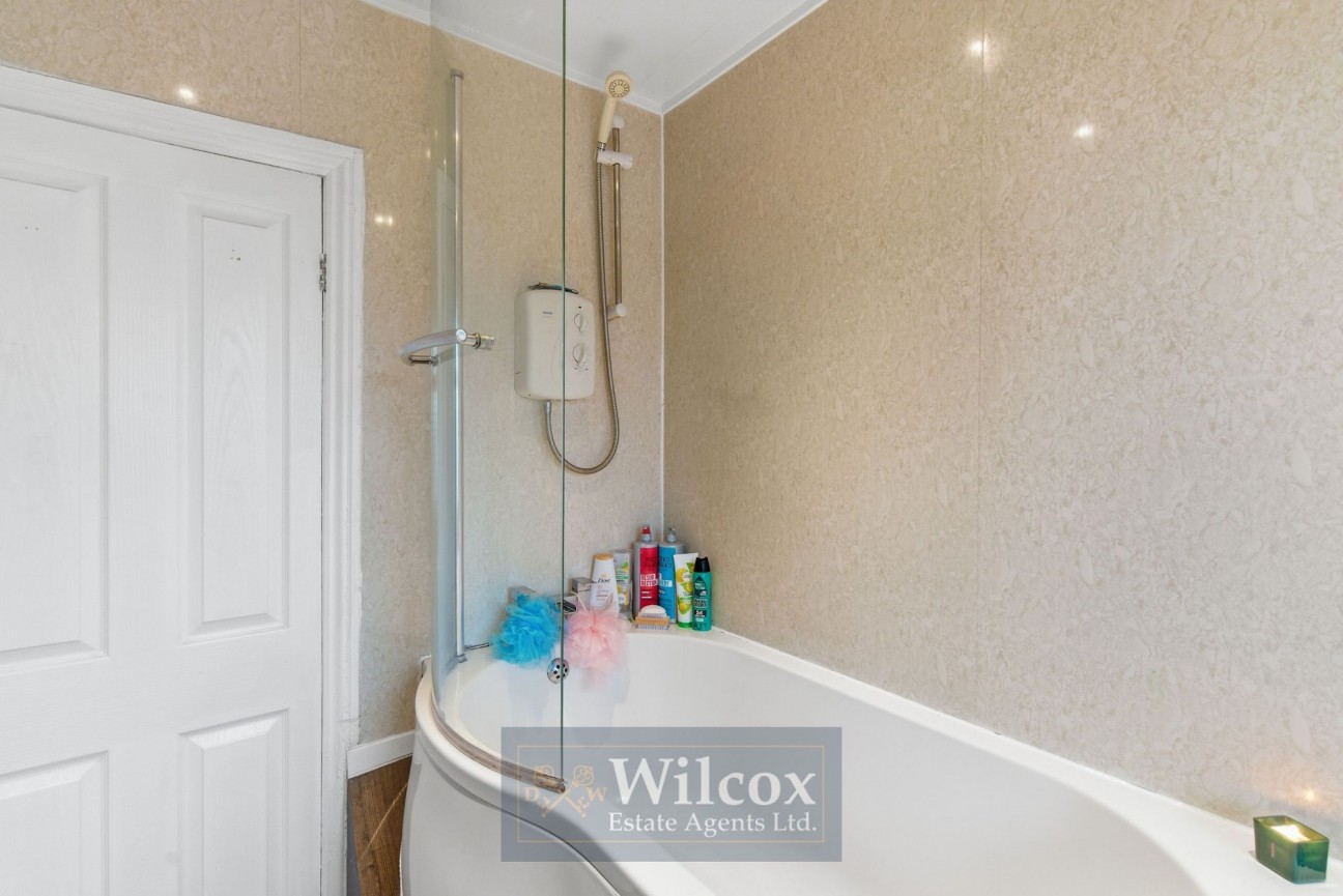 Ainslie Road, Bolton, BL1