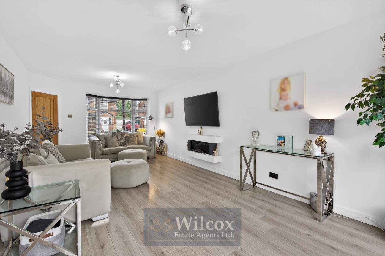 Meadow Close, Little Lever, BL3