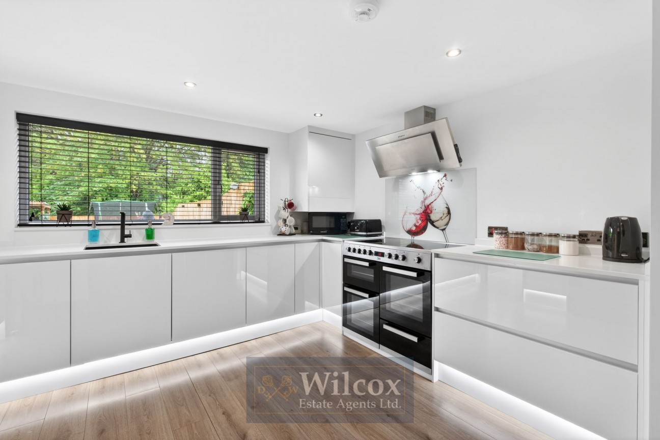 Meadow Close, Little Lever, BL3