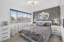 Meadow Close, Little Lever, BL3