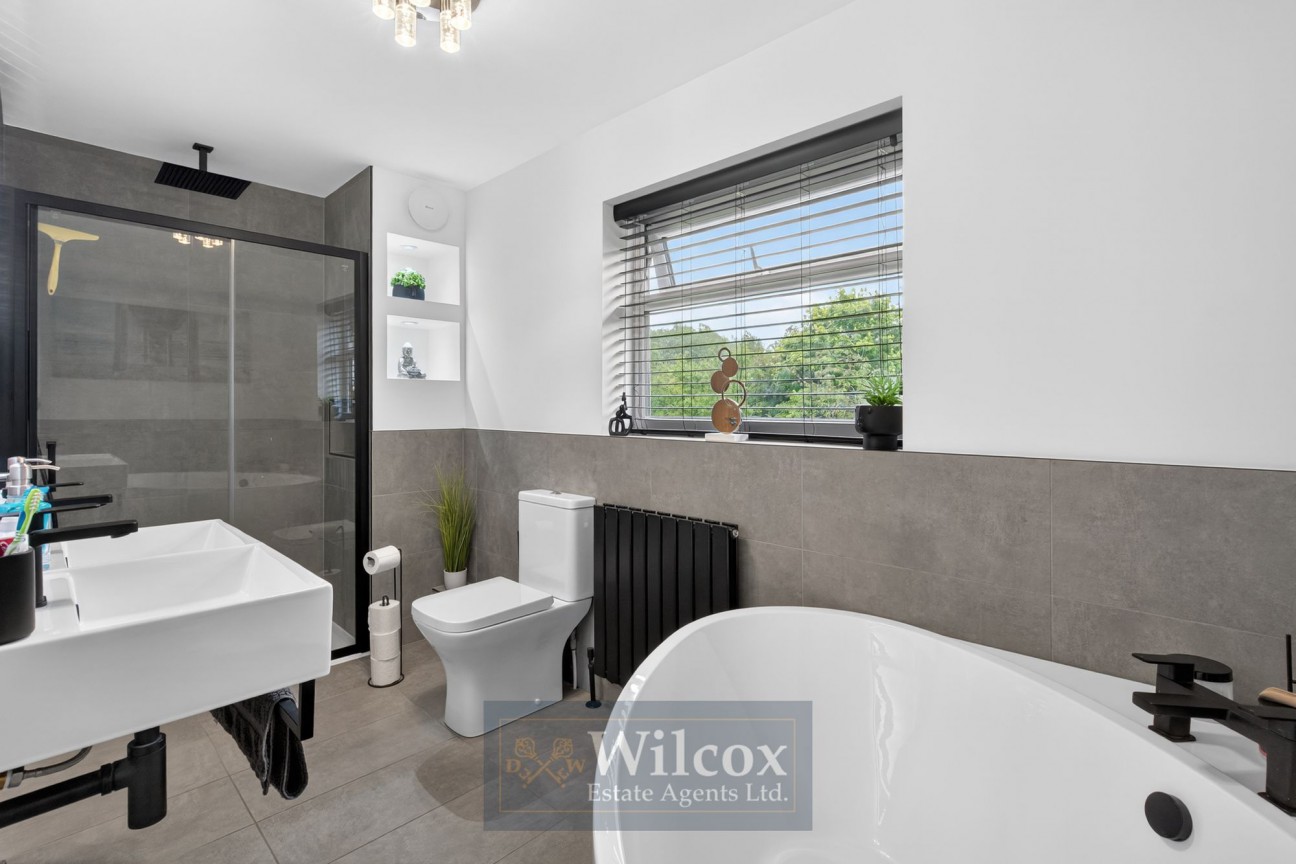 Meadow Close, Little Lever, BL3