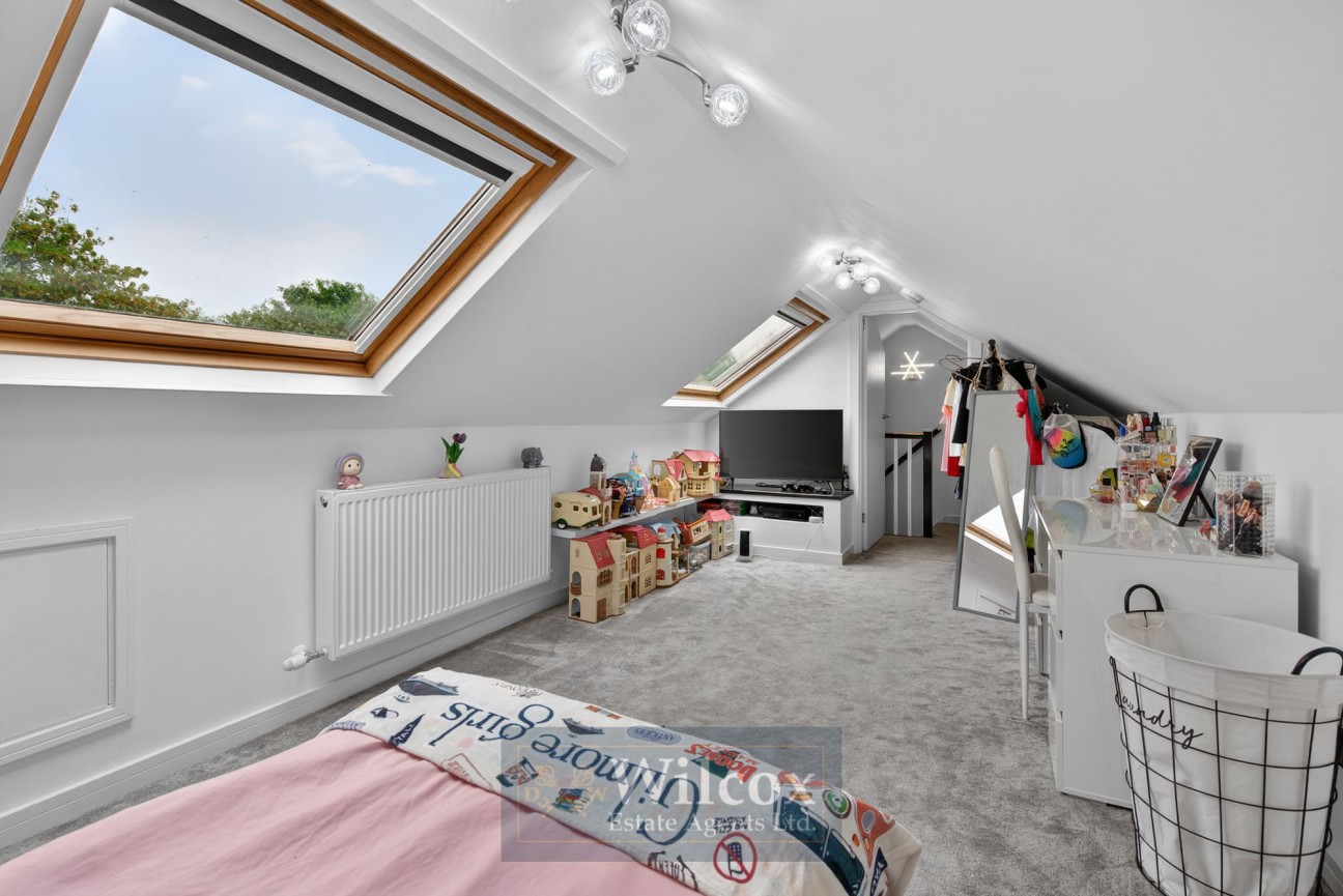 Meadow Close, Little Lever, BL3