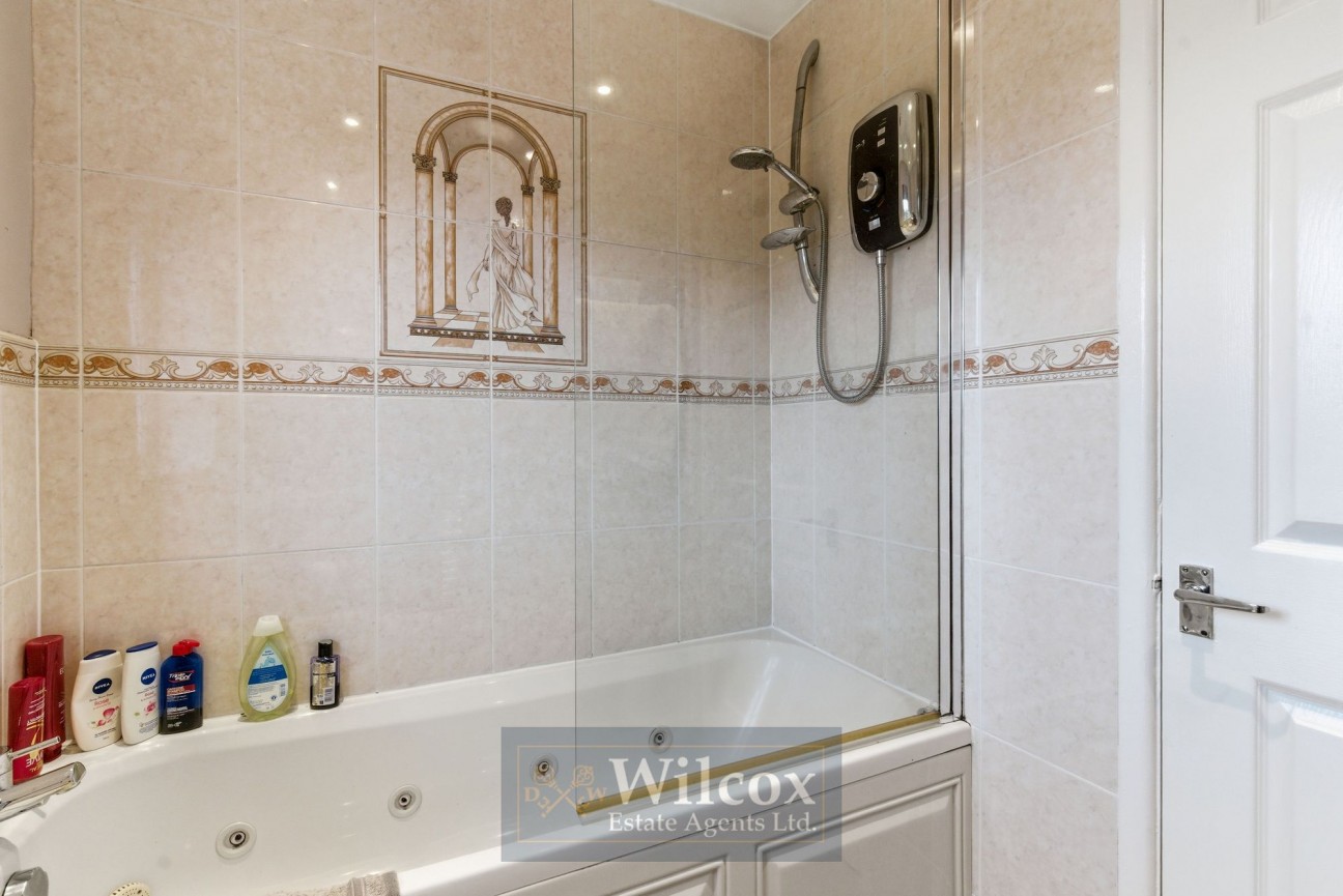 Claughton Avenue, Bolton, BL2