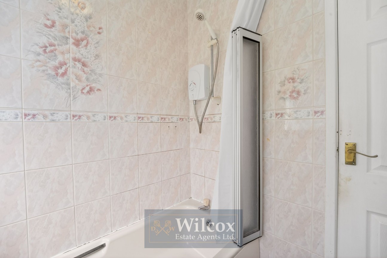 Crossdale Road, Bolton, BL2