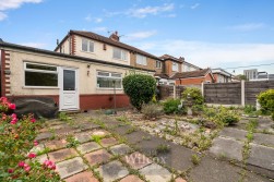 Kingsland Road, Farnworth, BL4