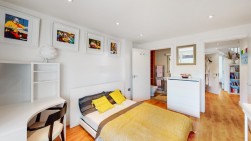 Scriven Street, London