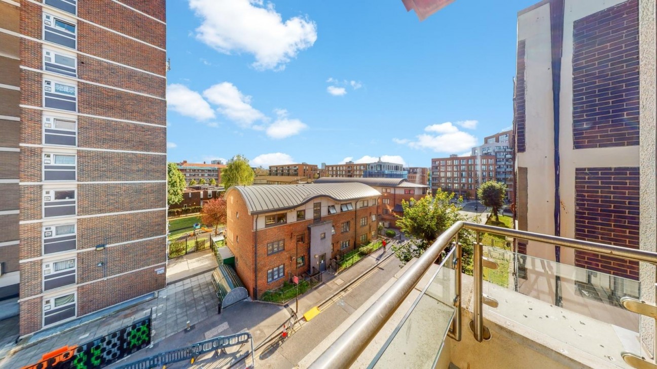 Scriven Street, London