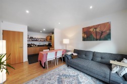 Morton Close, London