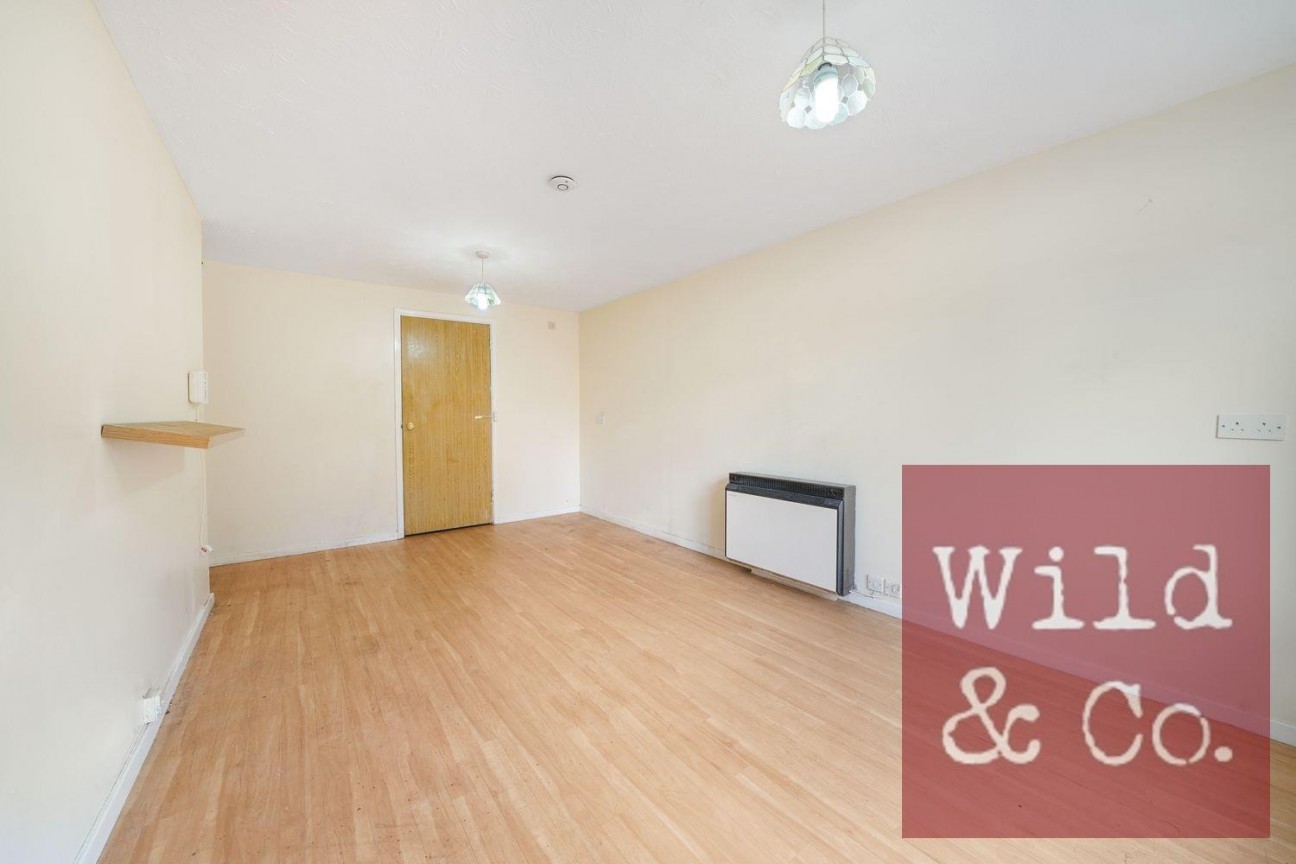 Riverside Close, Hackney