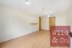 Riverside Close, Hackney