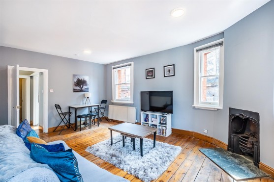 Tisbury Court, London