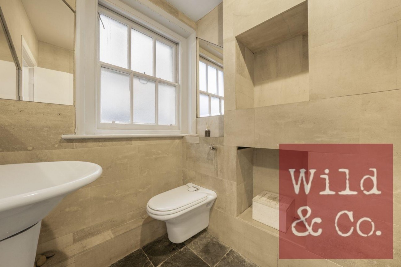 Tisbury Court, London