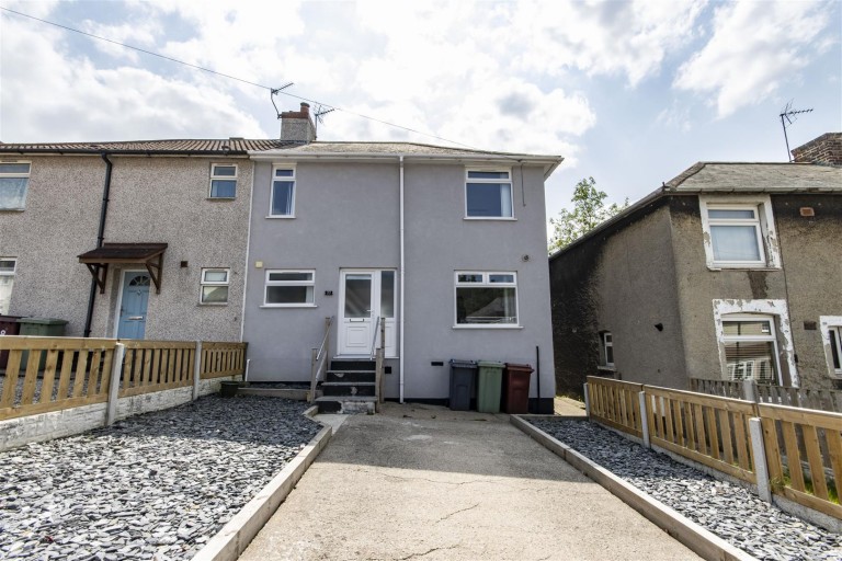Adin Avenue, Shuttlewood, Chestefield
