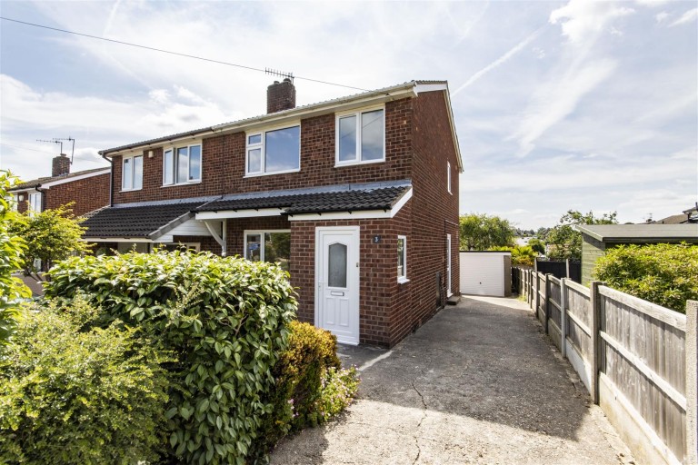 Lindale Road, Dunston, Chesterfield