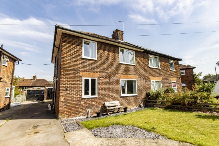 Littlemoor Crescent, Newbold, Chesterfield