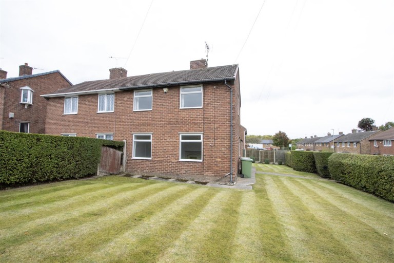 Moorland Drive, Heath, Chesterfield