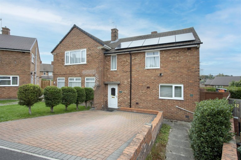 Rose Wood Close, Dunston, Chesterfield