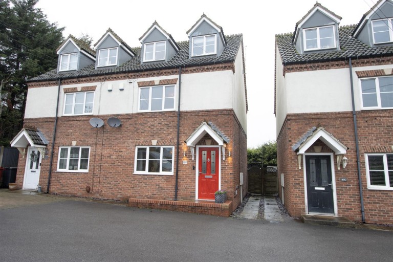 45B, Creswell Road, Clowne, Derbyshire, S43 4PN