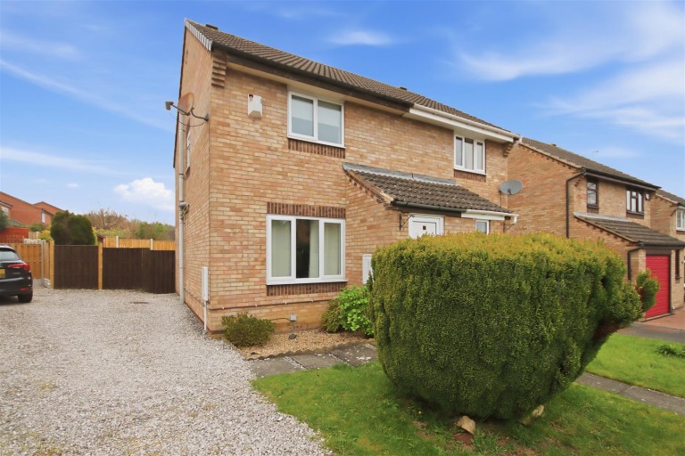 Easedale Close, Holme Hall, Chesterfield