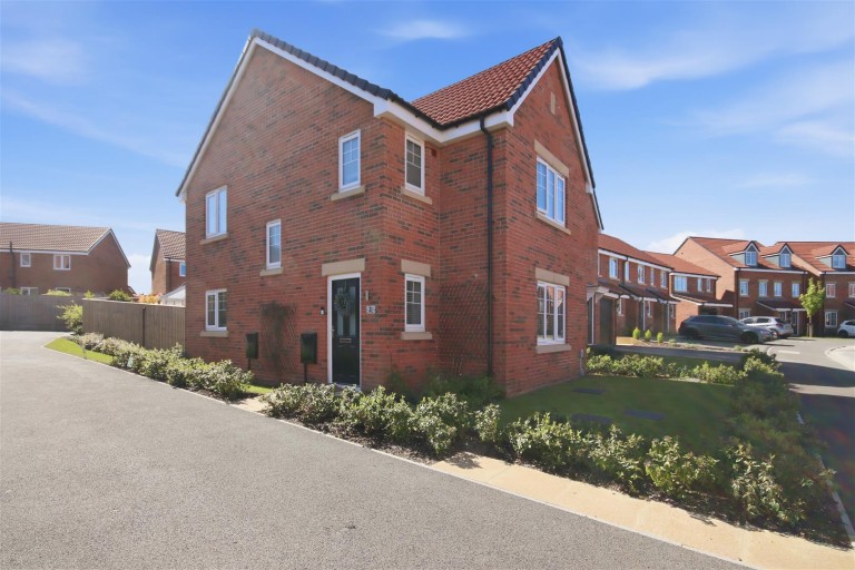 Drawbridge Close, Bolsover, Chesterfield