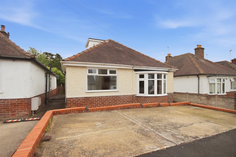 Smithfield Avenue, Hasland, Chesterfield