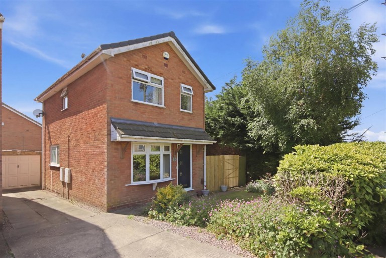 Warren Close, Pilsley, Chesterfield