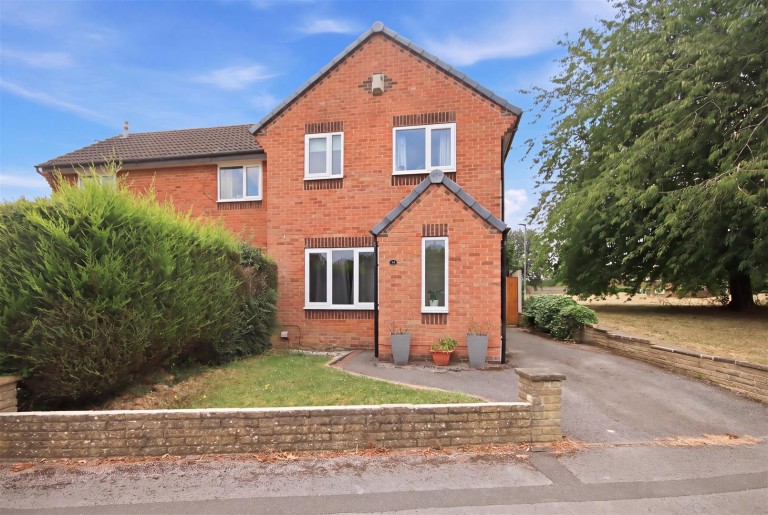 Brushfield Road, Linacre Woods, Chesterfield