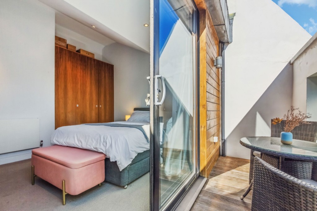 Pembridge Road, Notting Hill