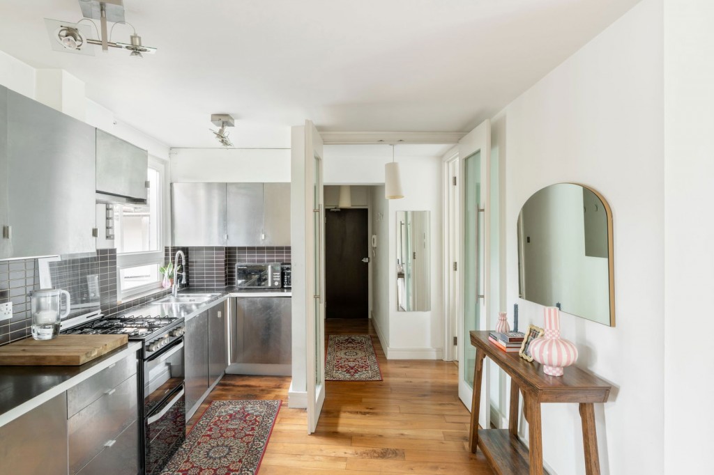 Powis Court, Notting Hill, W11