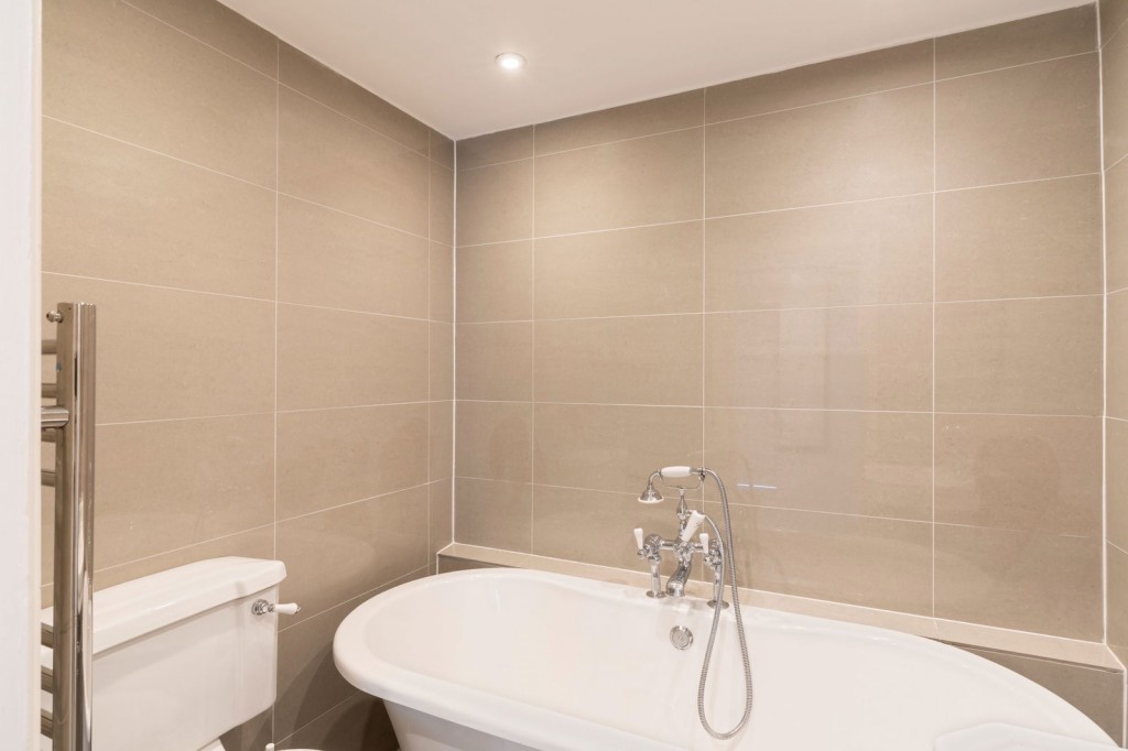 Cambridge Gardens, W10