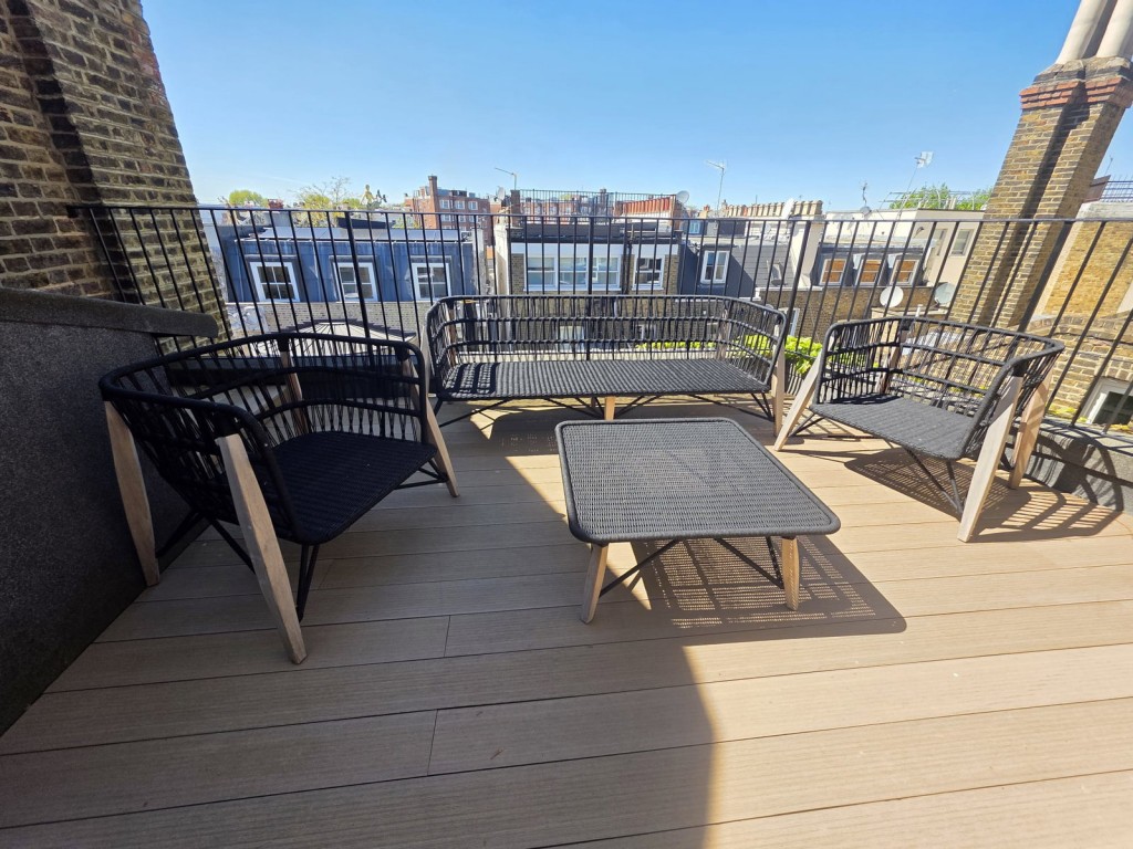 Pembridge Gardens, London, W2