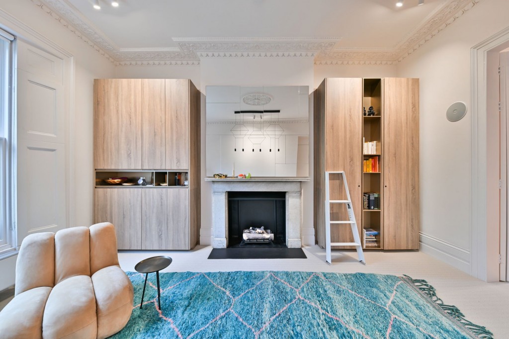 Holland Park Avenue, Notting Hill